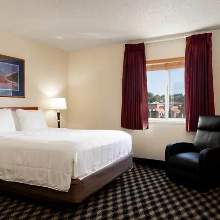 Mcm Elegante Suites (Adults Only) Colorado Springs Exterior photo
