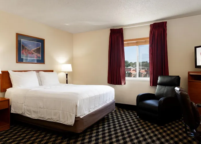 Mcm Elegante Suites (Adults Only)